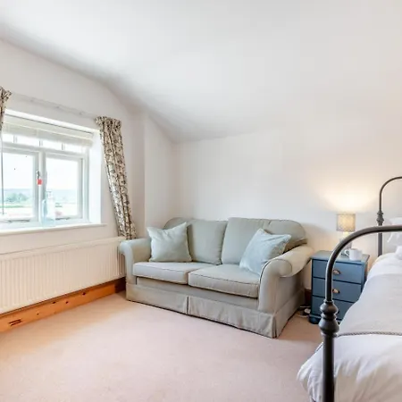 3 Bed In Cawton Oc-t32407 * Stonegrave